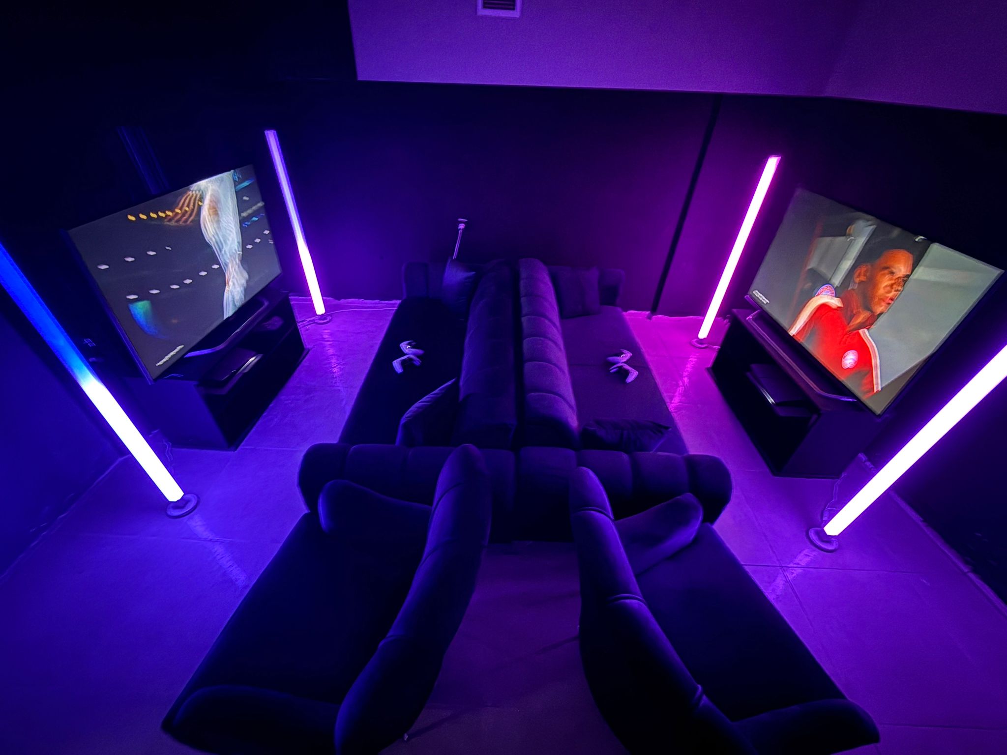 Arkadaşlarınla Özel Odalarda Playstation Keyfini Yaşa